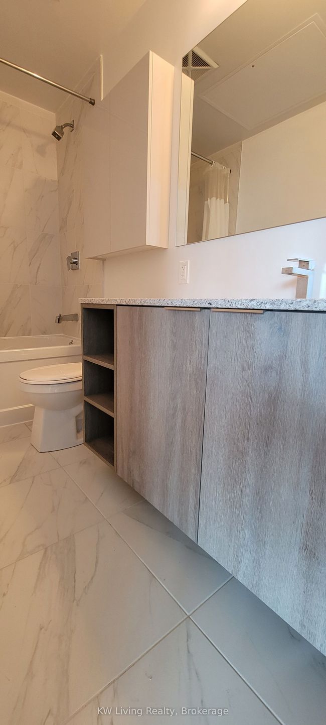 1117 - 31 Tippett Rd, Condo with 1 bedrooms, 1 bathrooms and null parking in Toronto ON | Image 7