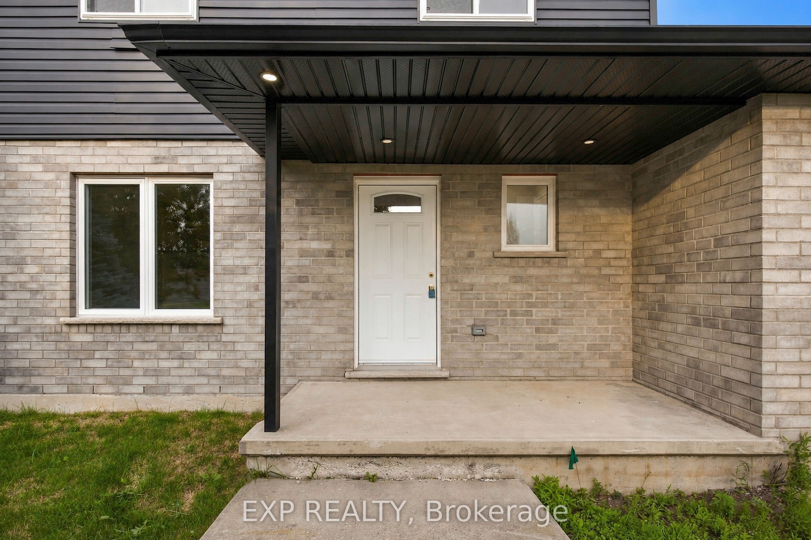Residential in Haldimand 3