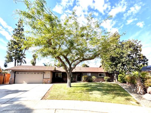 3841 W Cherry Ave, Visalia, CA, 93277-5803 | Card Image