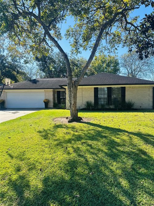 1457 Camellia Dr, Sweeny, TX, 77480-1005 | Card Image