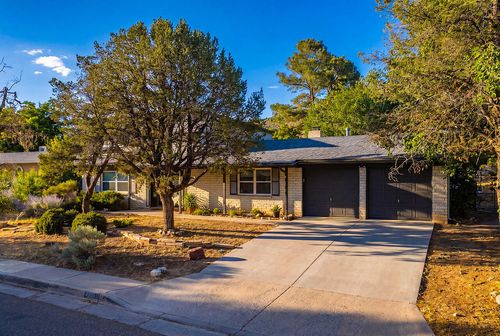 3008 Matador Dr Ne, Albuquerque, NM, 87111-5621 | Card Image