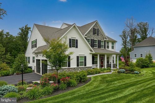 36 Greenbriar Dr, ELIZABETHTOWN, PA, 17022-2847 | Card Image