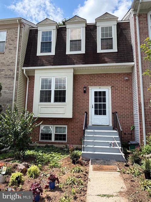 7 Narrowleaf Ct, GAITHERSBURG, MD, 20878-2637 | Card Image