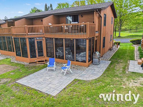14-5576 Watervliet Rd, Watervliet, MI, 49098-9768 | Card Image