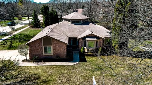 1671 Apple Dr, Troy, MI, 48098-1957 | Card Image