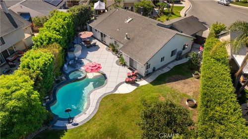 21022 Manessa, Huntington Beach, CA, 92646 | Card Image