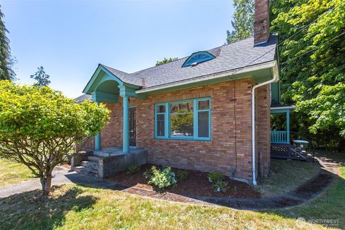 314 E 2nd St, Port Angeles, WA, 98362-3121 | Card Image