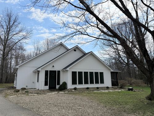 4530 Golden Rd, McKean, PA, 16426-1930 | Card Image