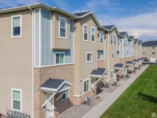 96 E 670 N, Vineyard, UT, 84059-6563 | Card Image