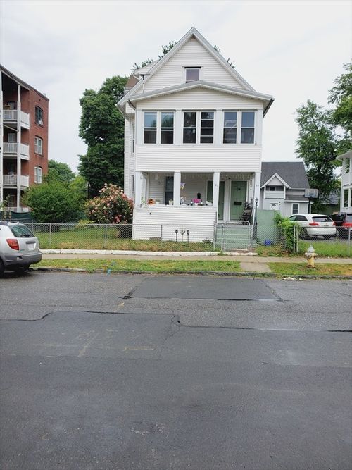 34-32-34 Montmorenci St, Springfield, MA, 01107-1728 | Card Image