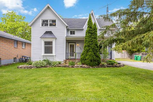 337 Eureka St, Petrolia, ON, N0N1R0 | Card Image