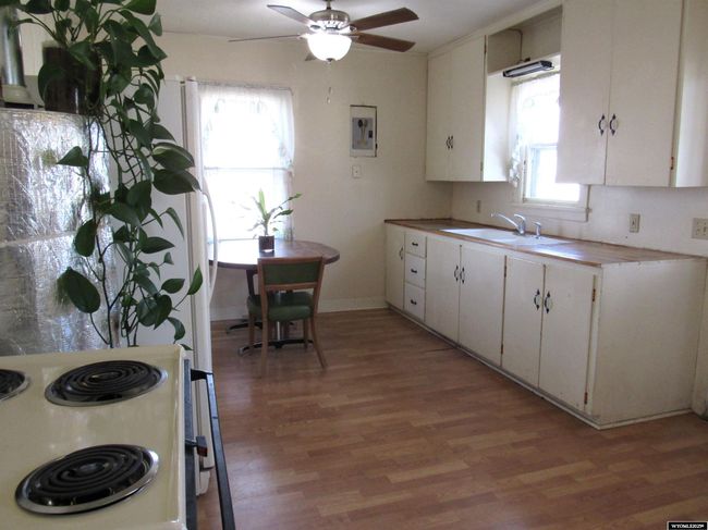 215 Culbertson Ave, House other with 1 bedrooms, 1 bathrooms and null parking in Worland WY | Image 8