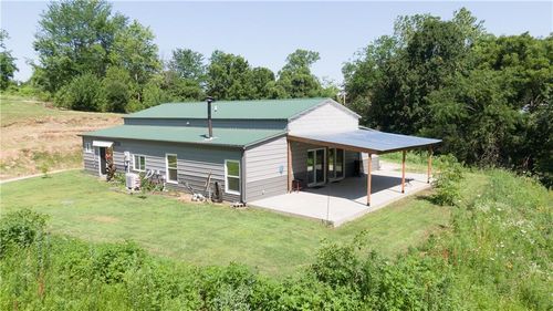 10259 Perry Rd, Orrick, MO, 64077-8064 | Card Image
