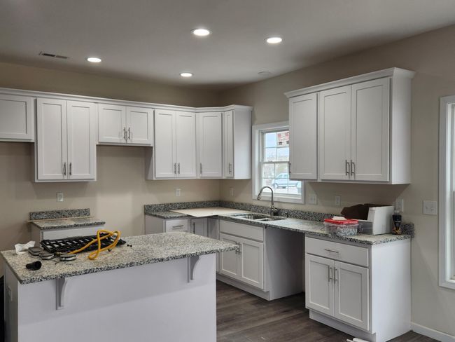 lot 1 fairlawn kitchen | Image 8
