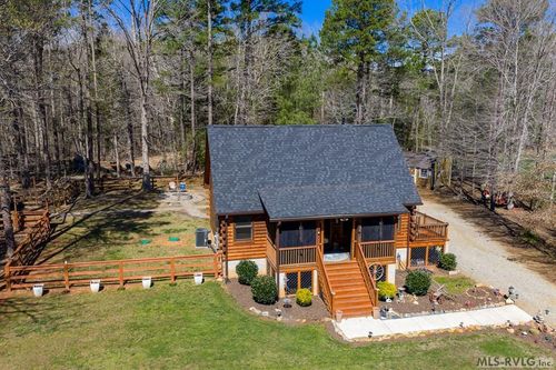 52 Buoy Dr, Henderson, NC, 27537-6654 | Card Image