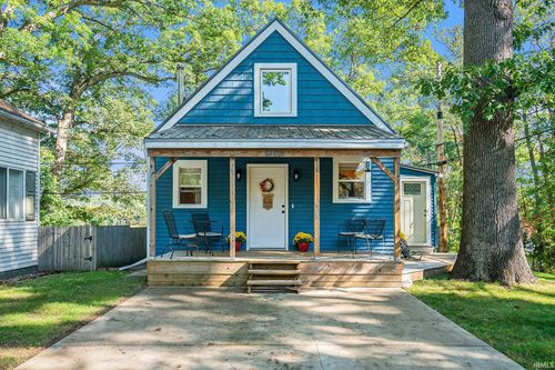 54520 Norwood Dr, South Bend, IN, 46628-5836 | Card Image