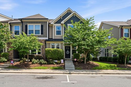 1721 Shady Oaks Dr, Wendell, NC, 27591-9834 | Card Image