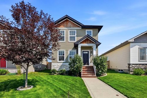 119 Hinshaw Dr, Sylvan Lake, AB, T4S0N3 | Card Image