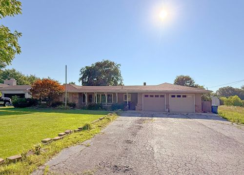11126 Parrish Ave, Cedar Lake, IN, 46303-9254 | Card Image