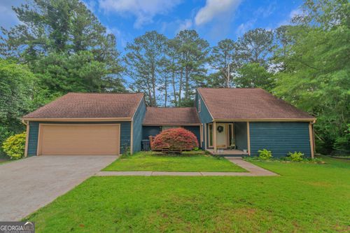 959 Sweet Briar Trl Se, Conyers, GA, 30094-3853 | Card Image