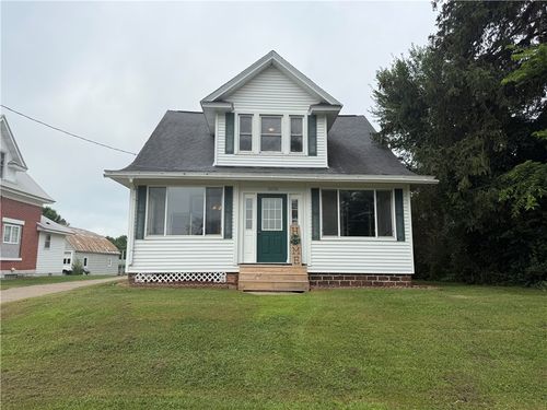 35433 Wayne St, Independence, WI, 54747-9719 | Card Image