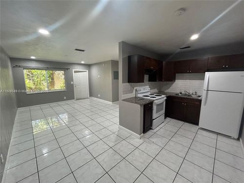 a-5321 Nw 21st Ct, Lauderhill, FL, 33313-3211 | Card Image