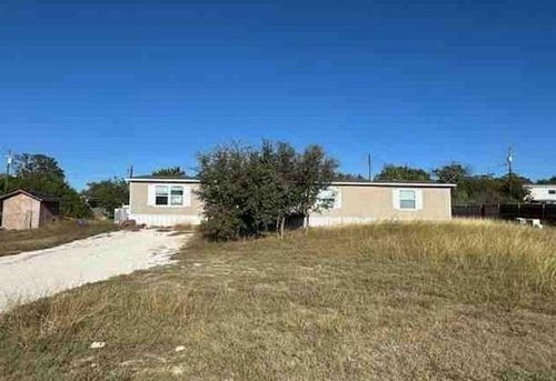 4815 Cimmaron Trl, Weatherford, TX, 76087-9273 | Card Image