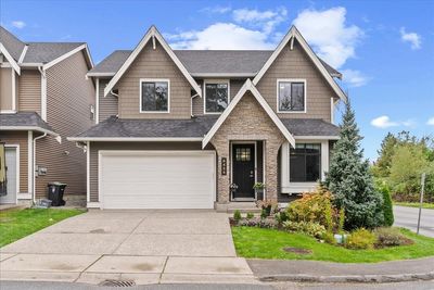 8459 207 St, House other with 6 bedrooms, 4 bathrooms and 4 parking in Langley BC | Image 1