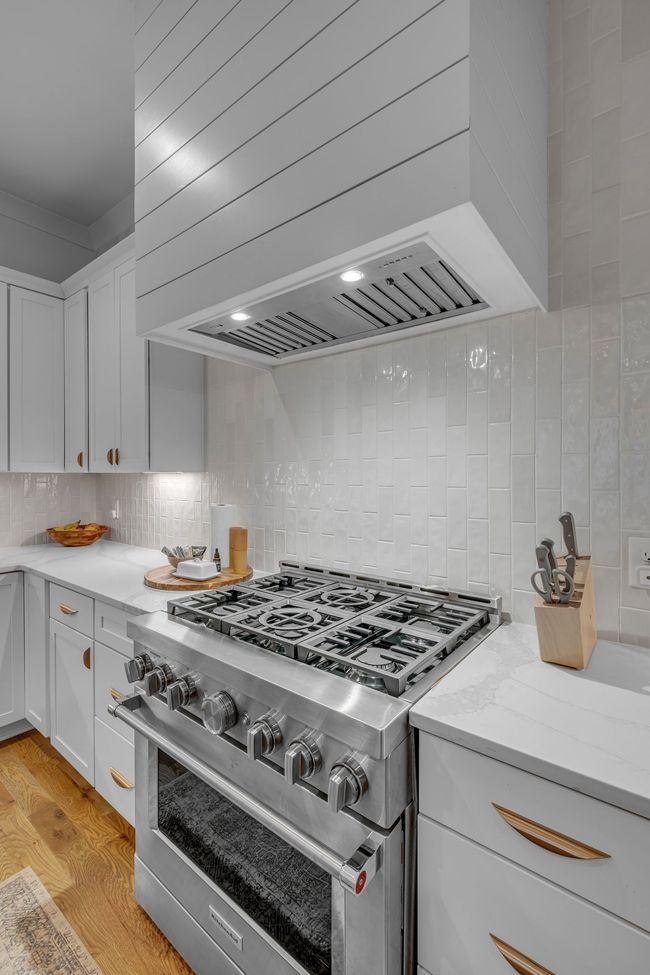 1007 Grandview Dr, Condo with 4 bedrooms, 3 bathrooms and 3 parking in Nashville TN | Image 11