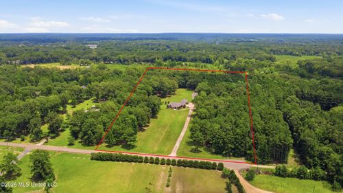 165 Cody Ln, Brandon, MS, 39042-9055 | Card Image