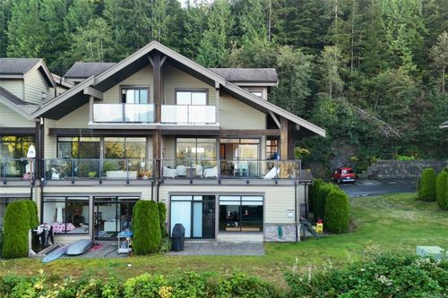 204-591 Pfeiffer Cres, Tofino, BC, V0R2Z0 | Card Image