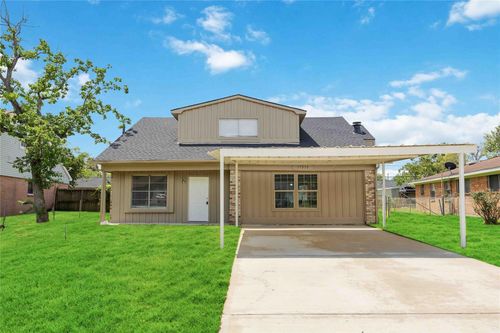 17210 Woodburn Dr, Houston, TX, 77049-1134 | Card Image