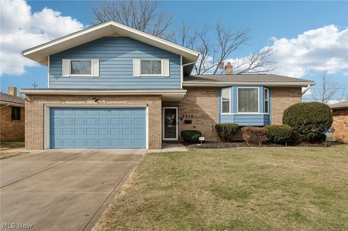 5512 Carol Jean Blvd, Garfield Heights, OH, 44125-4160 | Card Image