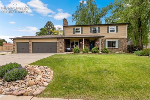 320 W Cheyenne Mountain Boulevard, Colorado Springs, CO, 80906 | Card Image