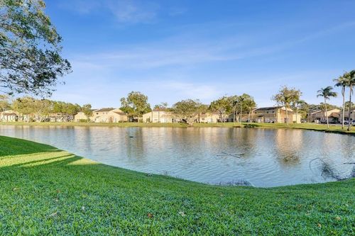 apt-108-351 Palm Way, Pembroke Pines, FL, 33025-1105 | Card Image