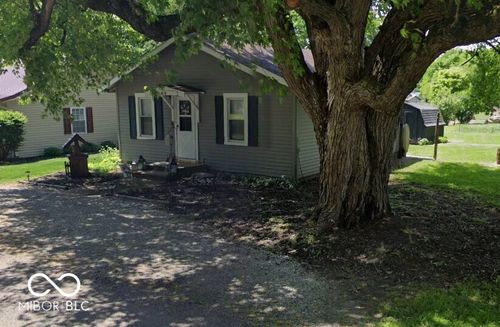 6073 N 800 E, Falmouth, IN, 46127-9733 | Card Image