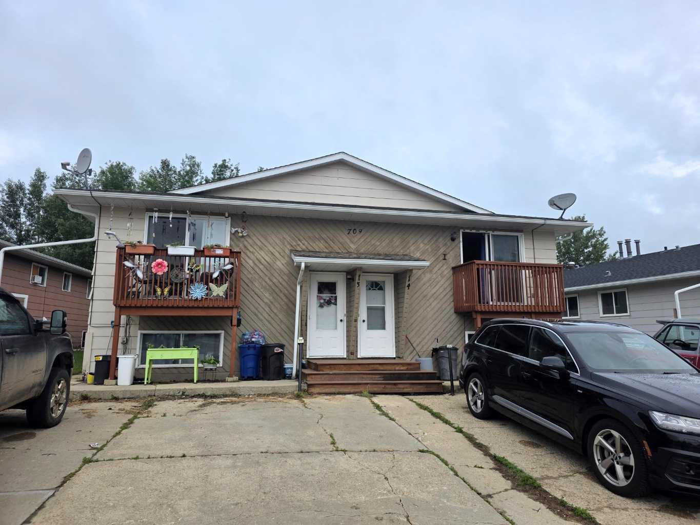 Residential Income in Fox Creek