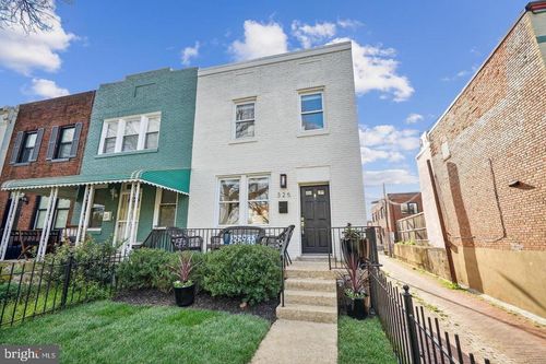 325 17th St Se, WASHINGTON, DC, 20003-2431 | Card Image