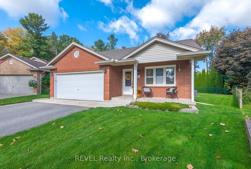307 Beckett Cres, Fonthill, ON, L0S1E4 | Card Image