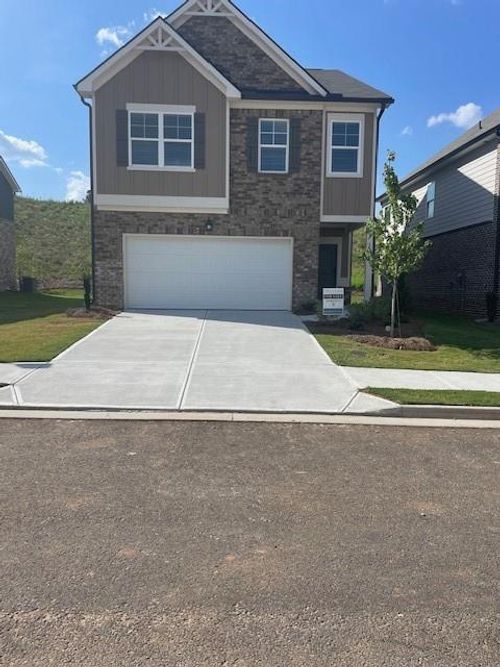 1094 Georgian Point Dr, Lawrenceville, GA, 30045 | Card Image