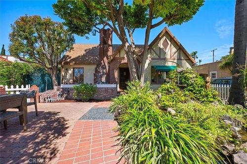 2415 French St, Santa Ana, CA, 92706-2039 | Card Image