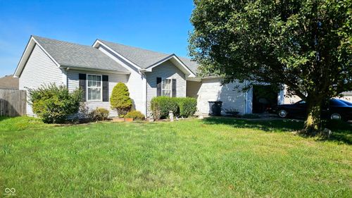 1157 N Solar St, Scottsburg, IN, 47170-7775 | Card Image