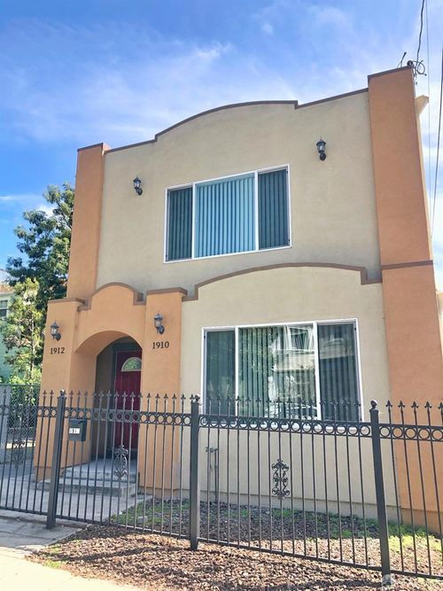 1912 Berkeley Way, Berkeley, CA, 94704-1008 | Card Image