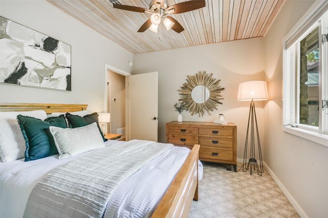 2305 Manana St, House other with 4 bedrooms, 4 bathrooms and 6 parking in Austin TX | Image 17