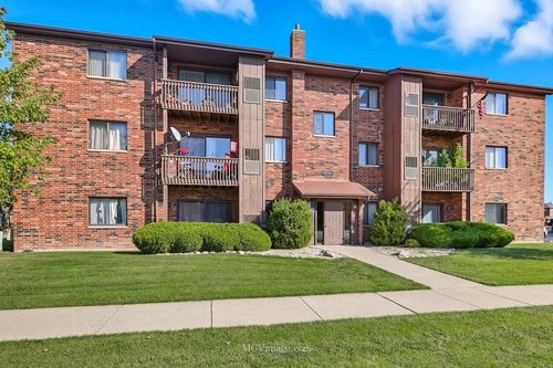 apt-3-15701 Peggy Ln, Oak Forest, IL, 60452-3182 | Card Image