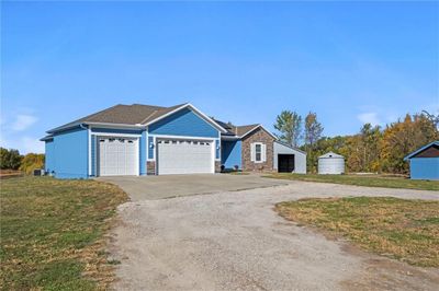 26780 W 191st Street, House other with 4 bedrooms, 3 bathrooms and null parking in Gardner KS | Image 2