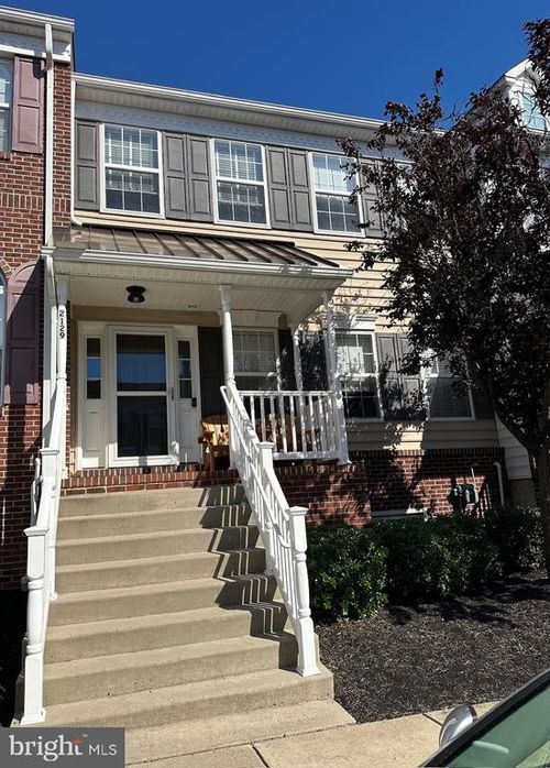 2129 Danville Dr, PENNSBURG, PA, 18073-1261 | Card Image