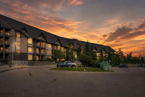214-15 Aspenmont Hts Sw, Calgary, AB, T3H0E3 | Card Image