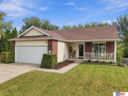 1540 W Garfield Cir, Lincoln, NE, 68522-9150 | Card Image