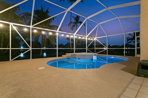 412 Cameron Dr, Weston, FL, 33326-3513 | Card Image